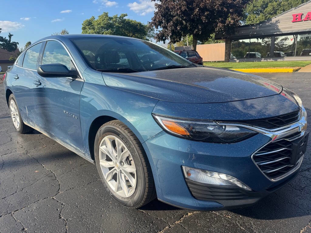 Used 2024 Chevrolet Malibu LT image 4