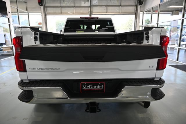 New 2026 Chevrolet Silverado 3500 LT w/ All Star Edition AWD/4WD image 6