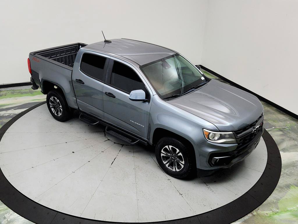 Used 2021 Chevrolet Colorado Z71 w/ Safety Package RWD image 32