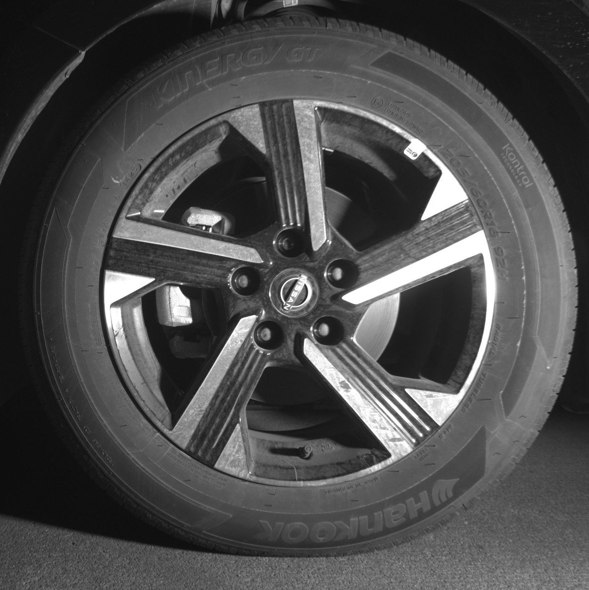 Used 2025 Nissan Sentra SV image 12