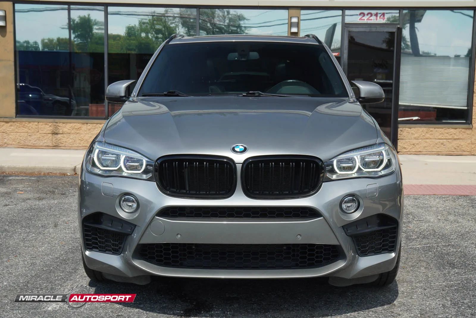 Used 2016 BMW X5 M image 2