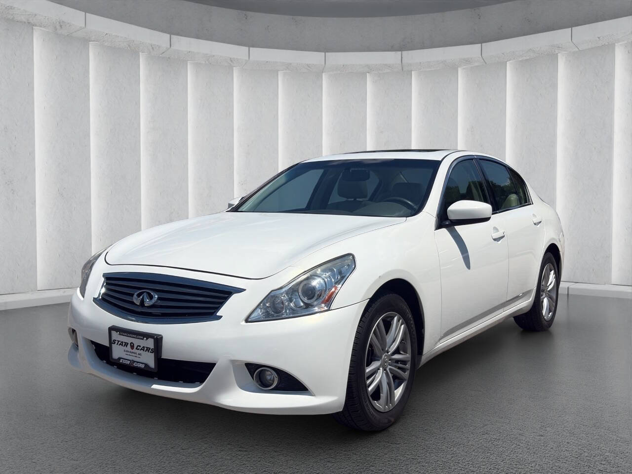 Used 2013 INFINITI G37 x Sedan w/ Premium Pkg AWD/4WD image 1