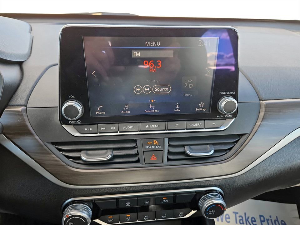 Used 2024 Nissan Altima 2.5 SV image 22