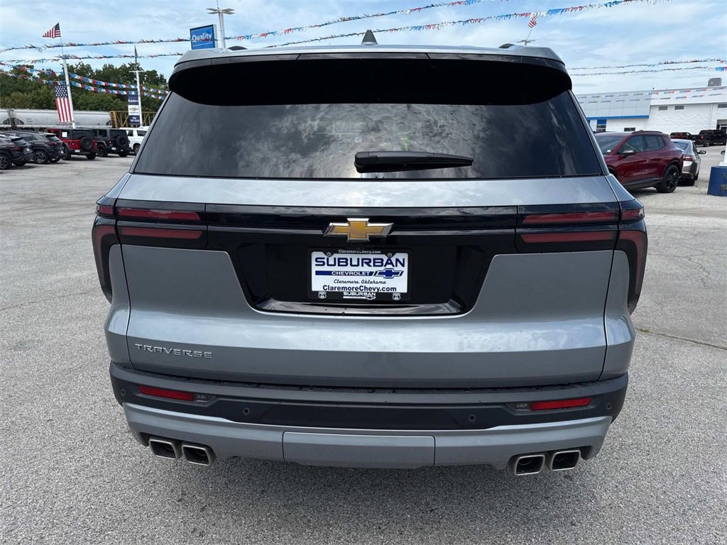 New 2025 Chevrolet Traverse LT w/ Enhanced Driving Package image 4