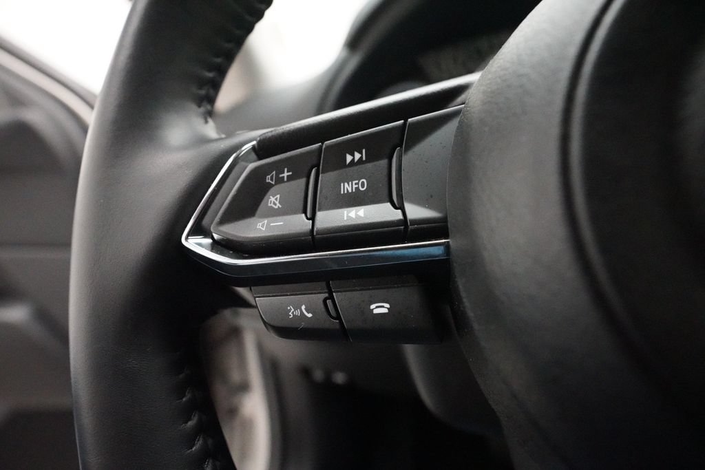 Certified 2025 MAZDA CX-5 AWD 2.5 S w/ Select Package image 16