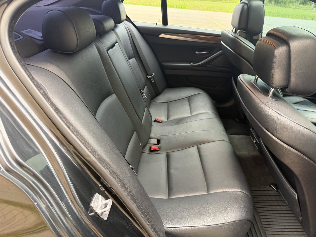 Used 2011 BMW 535i xDrive Sedan AWD/4WD image 27