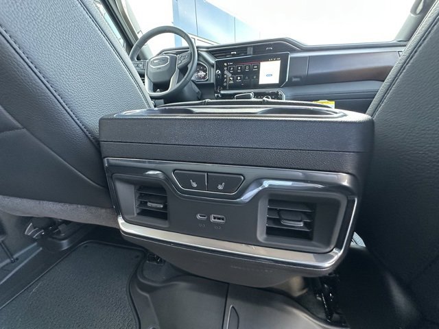 New 2026 GMC Sierra 1500 Denali w/ Denali Reserve Package image 32