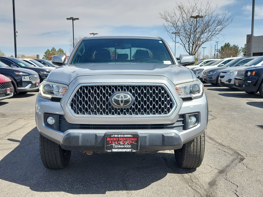 Used 2019 Toyota Tacoma TRD Off-Road w/ Technology Package AWD/4WD image 9