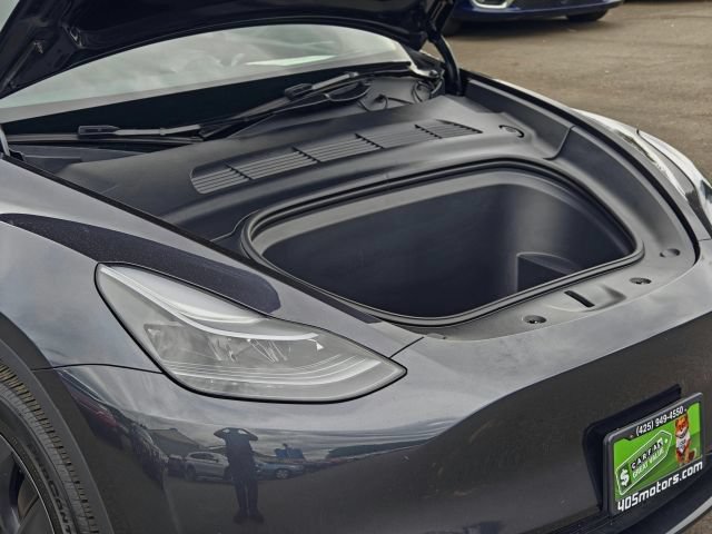 Used 2025 Tesla Model Y Long Range AWD/4WD image 61