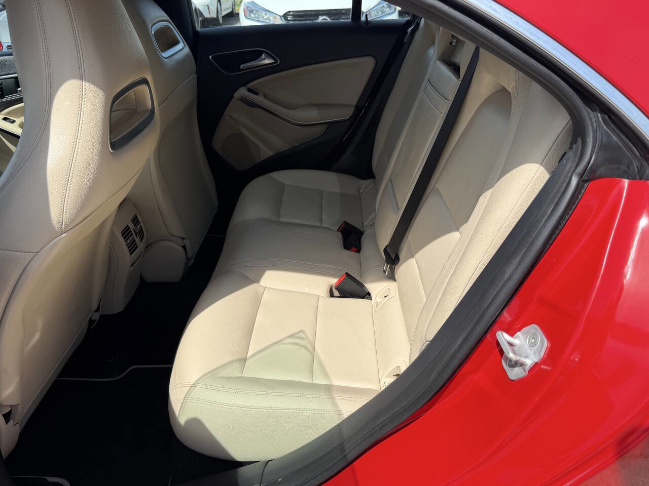 Used 2015 Mercedes-Benz CLA 250 CLA 250 4dr Sedan image 7