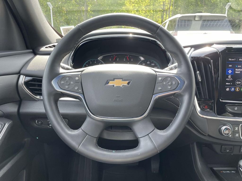 Used 2023 Chevrolet Traverse LT AWD/4WD image 19