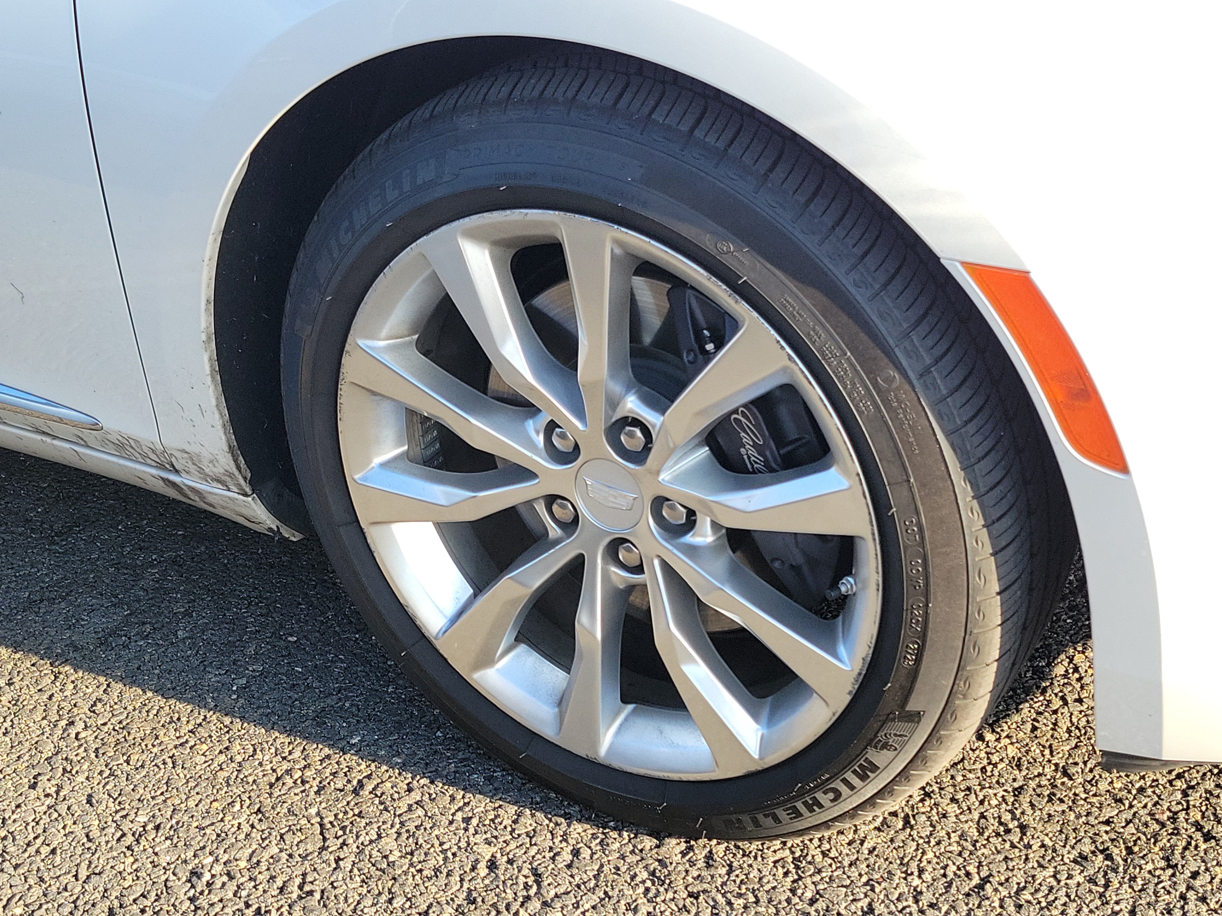 Used 2016 Cadillac XTS Luxury w/ Driver Awareness Package FWD image 4