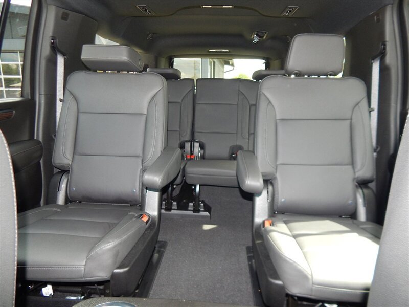 Used 2026 Chevrolet Suburban Z71 w/ Comfort Package AWD/4WD image 41