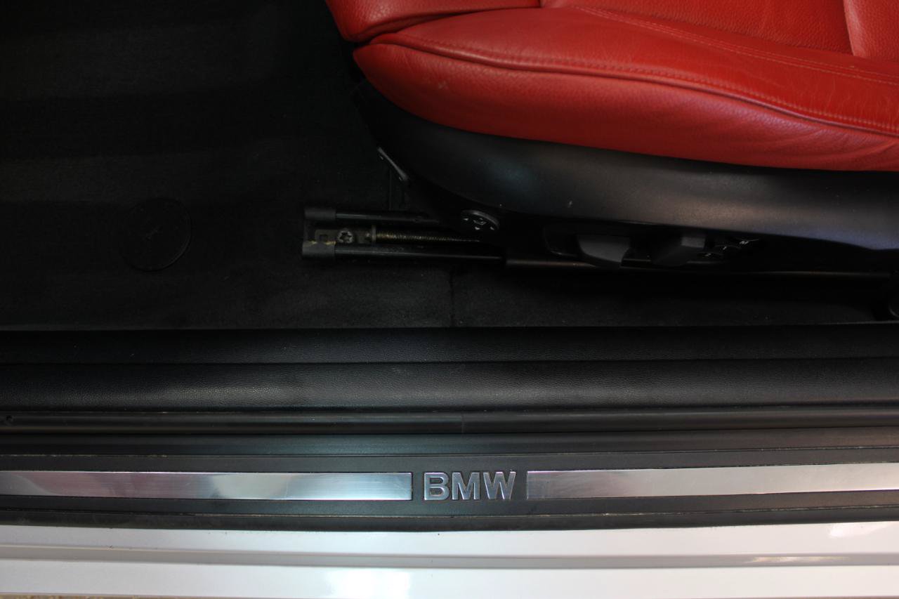 Used 2009 BMW 335i Coupe image 31
