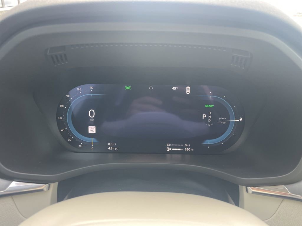 Certified 2025 Volvo XC60 T8 Core w/ Climate Package image 26