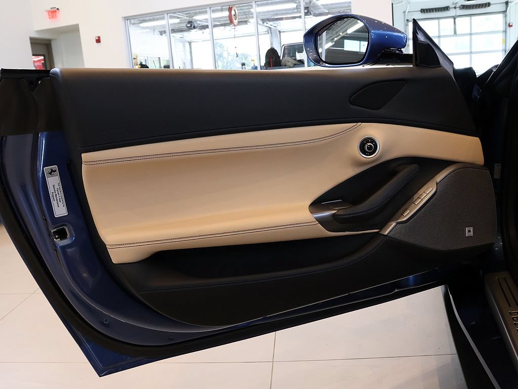 Certified 2020 Ferrari Portofino RWD image 86