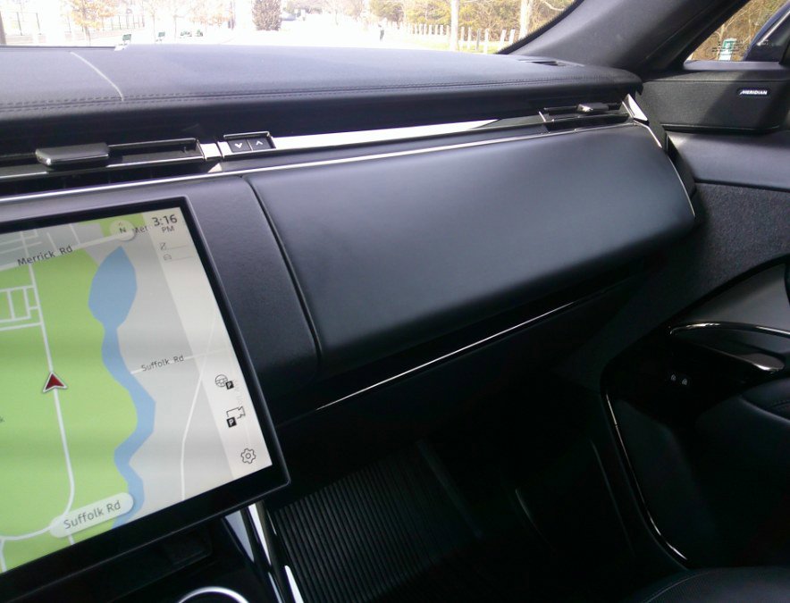 Used 2023 Land Rover Range Rover Sport SE image 33