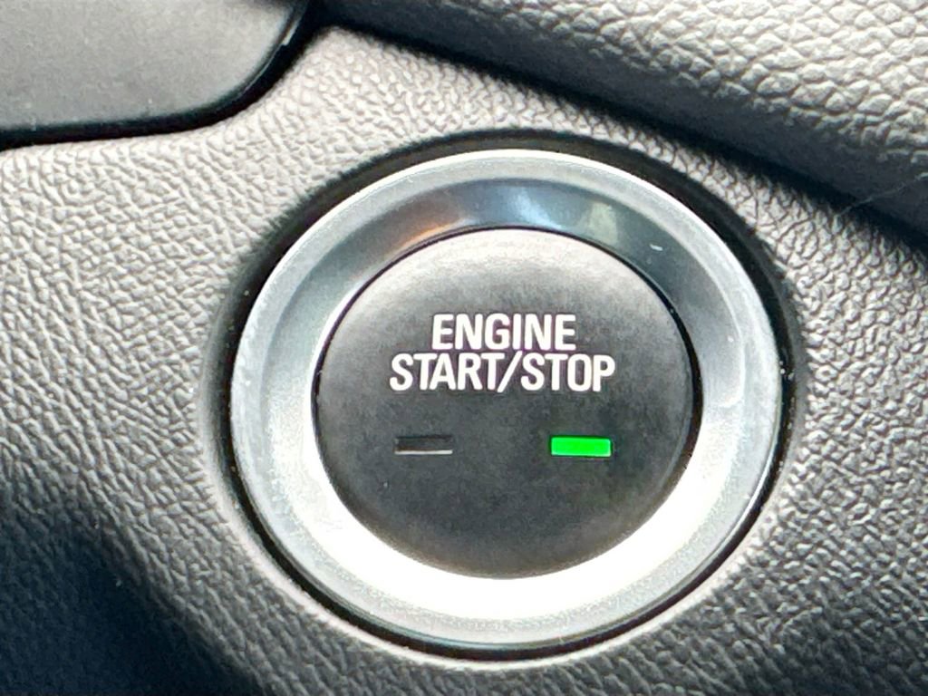 Used 2023 Chevrolet Equinox LS image 20