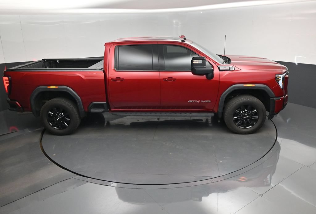 Used 2025 GMC Sierra 2500 AT4 w/ AT4 Premium Plus Package AWD/4WD image 13
