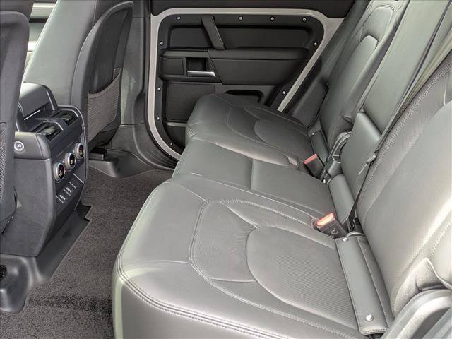 New 2026 Land Rover Defender 110 X-Dynamic SE AWD/4WD image 17