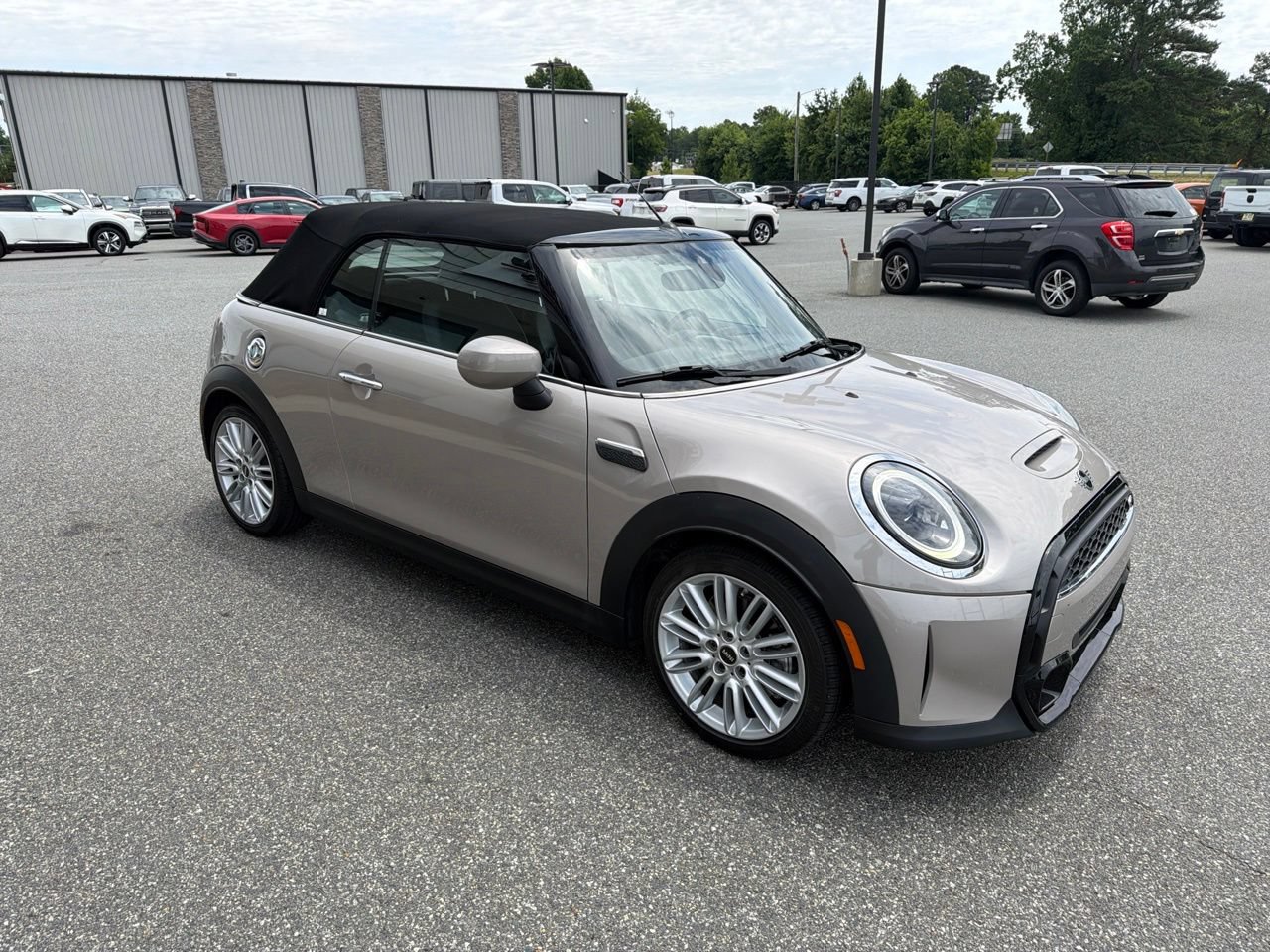 Used 2024 MINI Cooper S FWD image 9