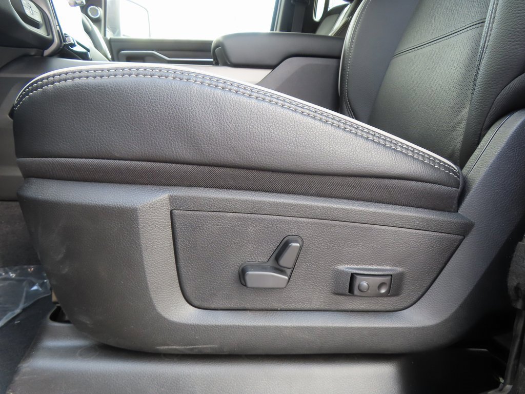 New 2025 RAM 2500 Laramie image 9