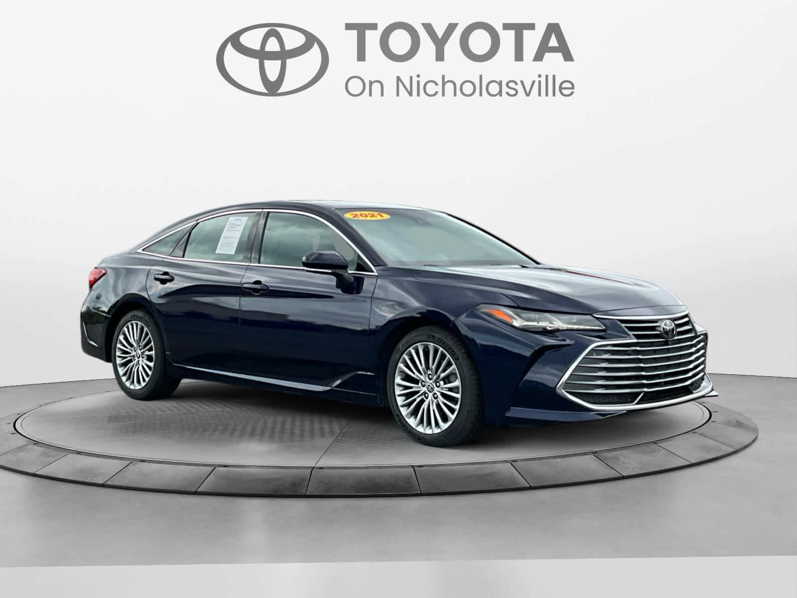 Used 2021 Toyota Avalon Limited w/ Advanced Safety Package FWD image 7