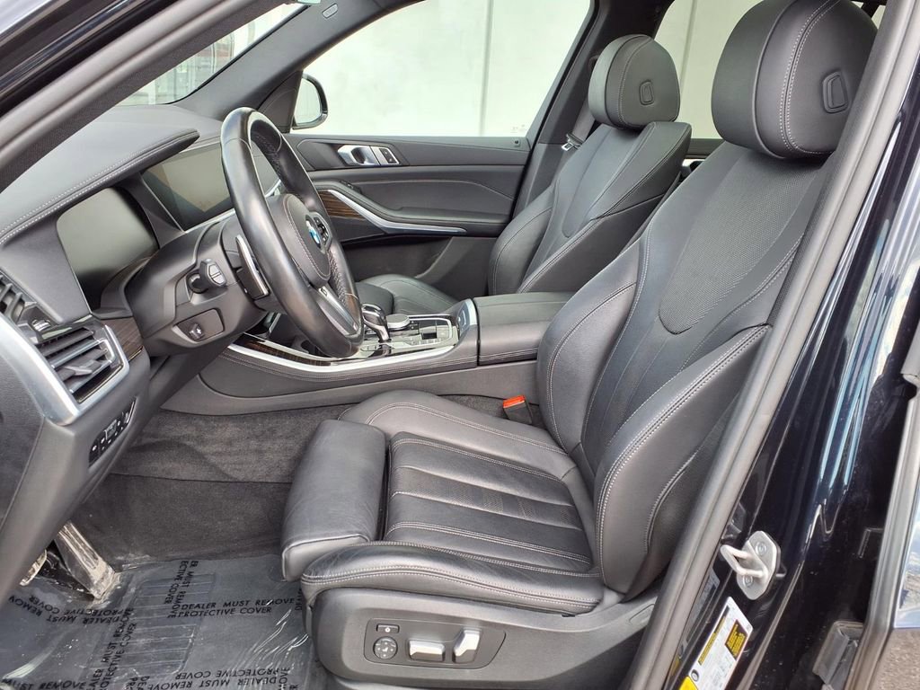 Used 2021 BMW X5 xDrive40i w/ M Sport Package AWD/4WD image 7
