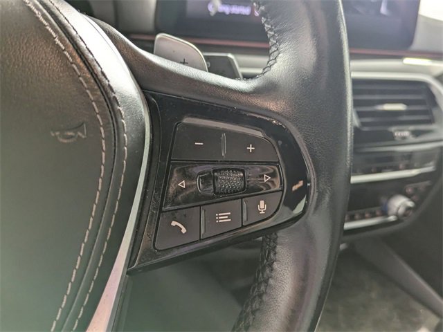 Used 2021 BMW 540i xDrive w/ Premium Package image 21