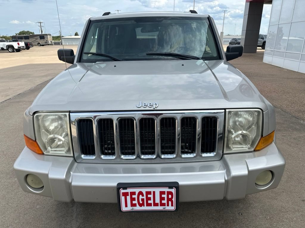 Used 2008 Jeep Commander Sport RWD image 2