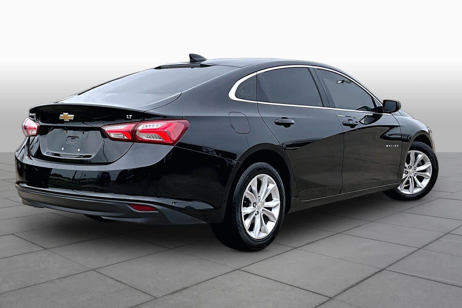 Used 2020 Chevrolet Malibu LT FWD image 13