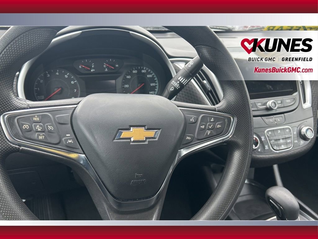 Used 2023 Chevrolet Malibu LT image 17