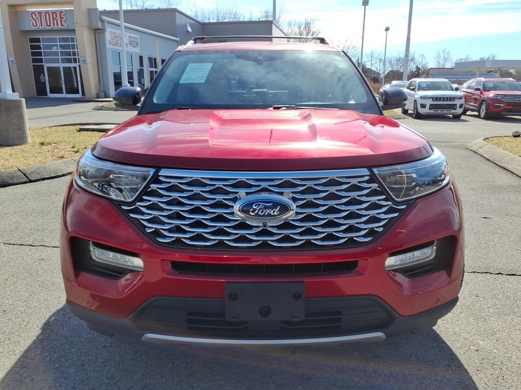 Used 2022 Ford Explorer Platinum w/ Equipment Group 601A AWD/4WD image 21