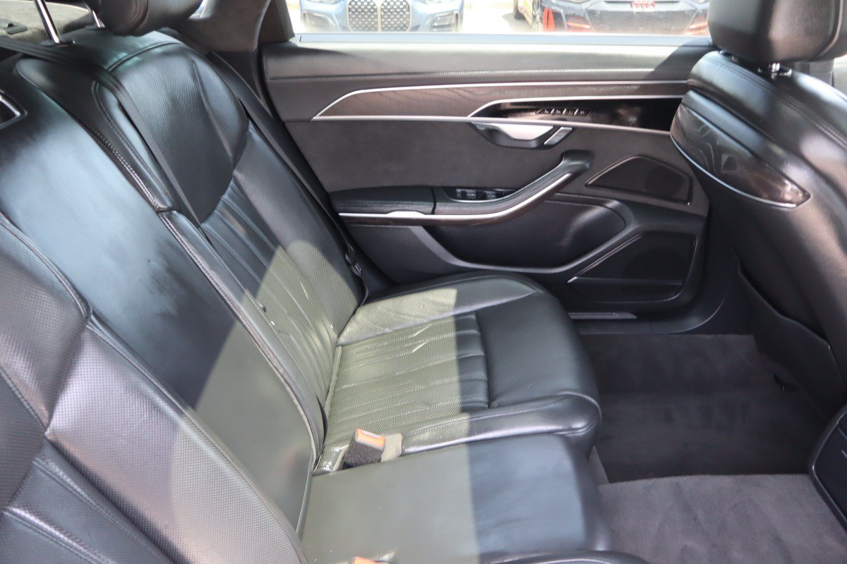 Used 2021 Audi A8 L 4.0T w/ Luxury Package AWD/4WD image 14