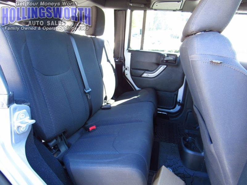 Used 2018 Jeep Wrangler Unlimited Sport image 6