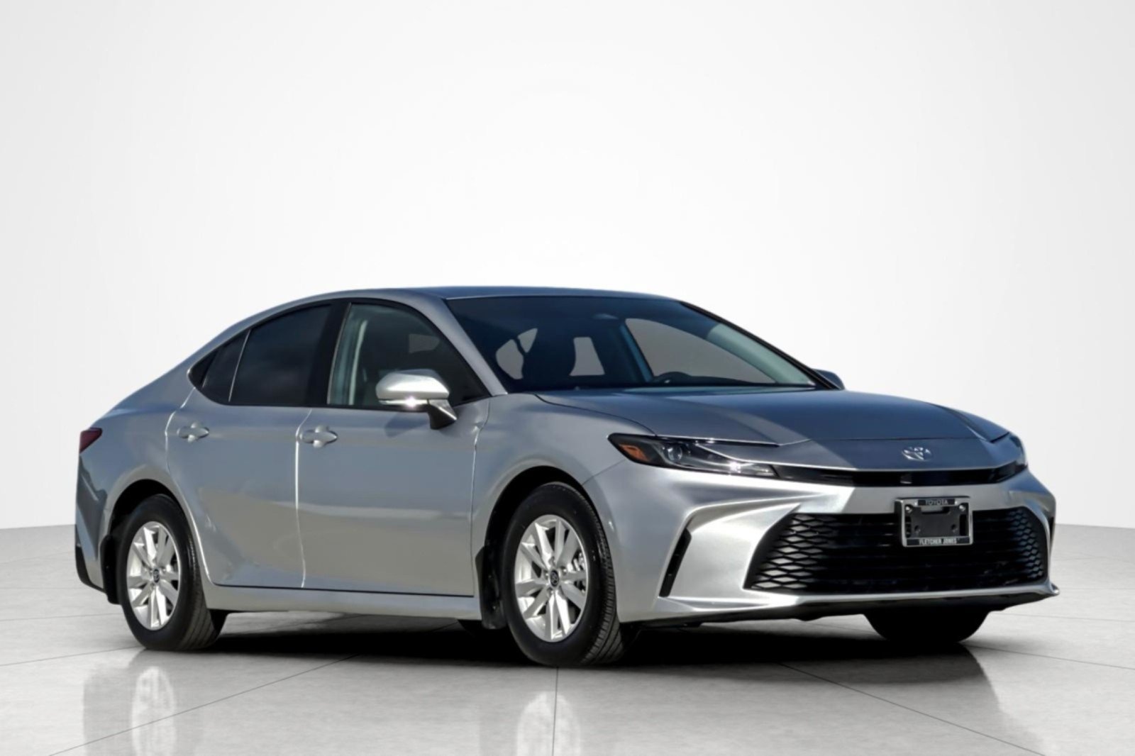 Certified 2025 Toyota Camry LE FWD image 7