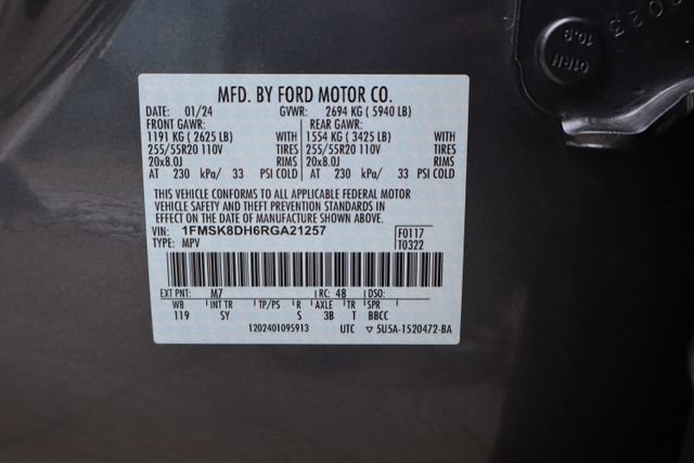 Certified 2024 Ford Explorer XLT w/ Equipment Group 202A AWD/4WD image 43