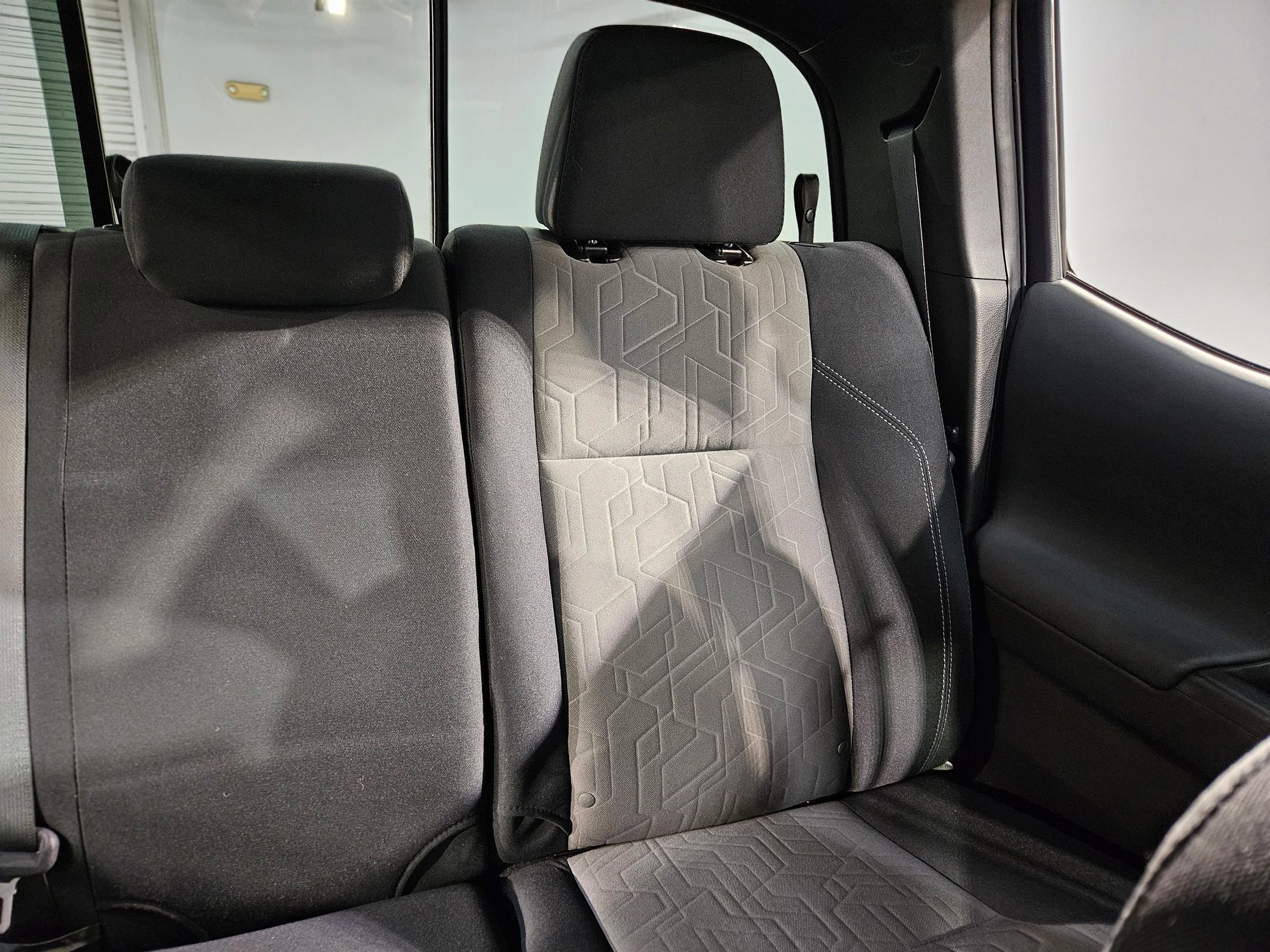 Used 2022 Toyota Tacoma TRD Sport image 14