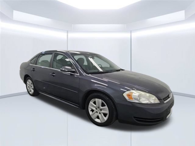 Used 2010 Chevrolet Impala LS FWD image 2