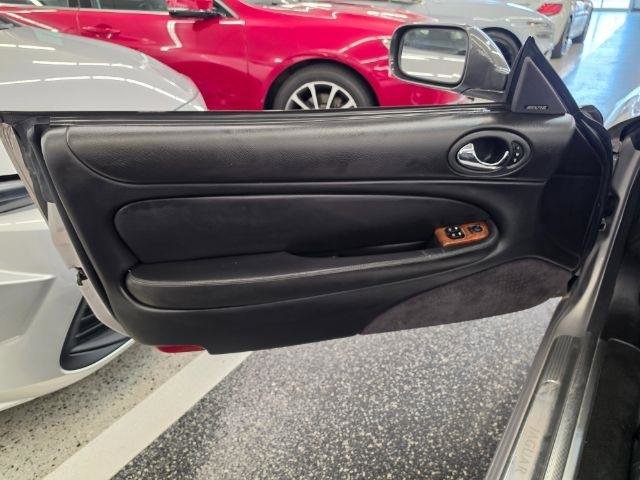 Used 2001 Jaguar XKR Convertible RWD image 32