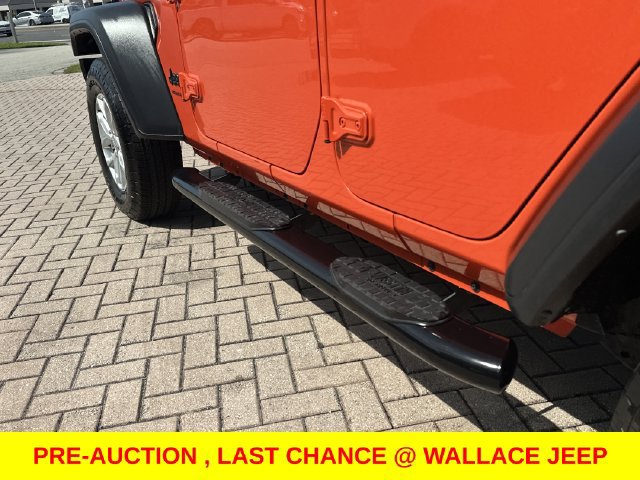 Used 2023 Jeep Wrangler Unlimited Sport AWD/4WD image 11