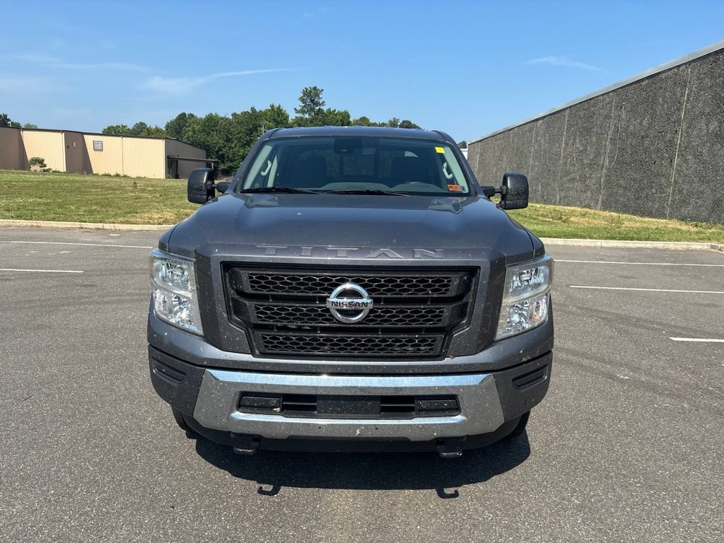 Used 2024 Nissan Titan SV w/ SV Convenience Package AWD/4WD image 2