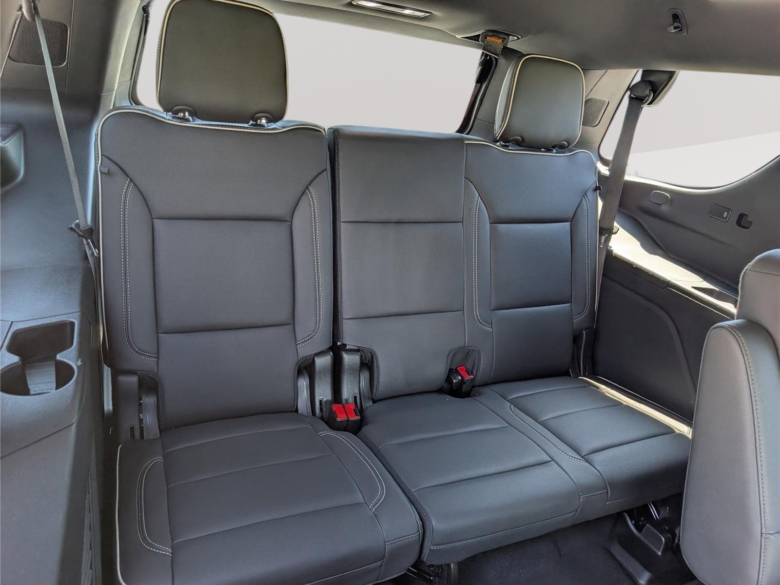 Used 2024 Chevrolet Tahoe Premier w/ Advanced Technology Package AWD/4WD image 15
