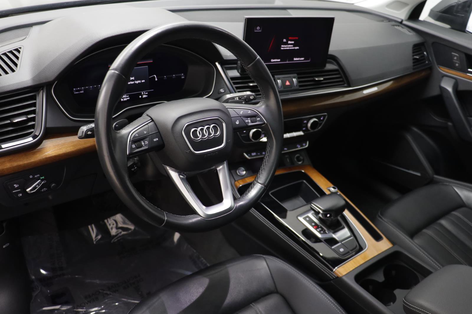 Used 2023 Audi Q5 2.0T Premium Plus w/ Premium Plus Package image 6