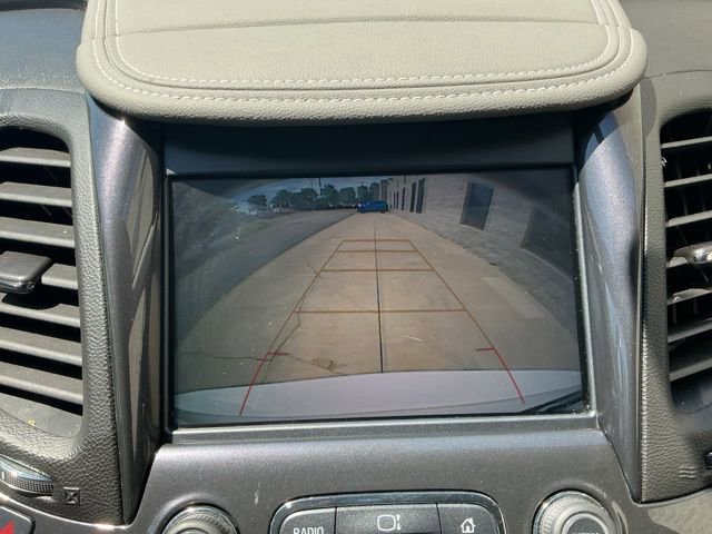 Used 2018 Chevrolet Impala LT w/ LT Convenience Package FWD image 3