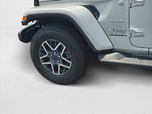 Used 2024 Jeep Wrangler Sahara image 24