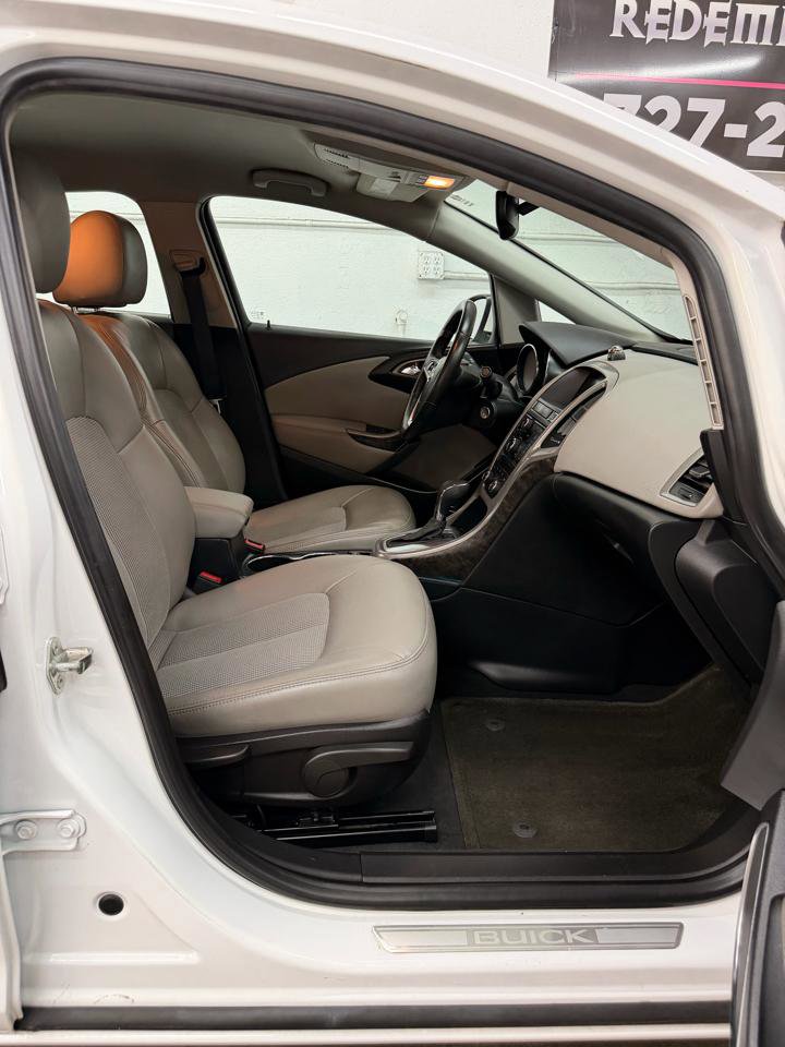 Used 2015 Buick Verano Convenience FWD image 30