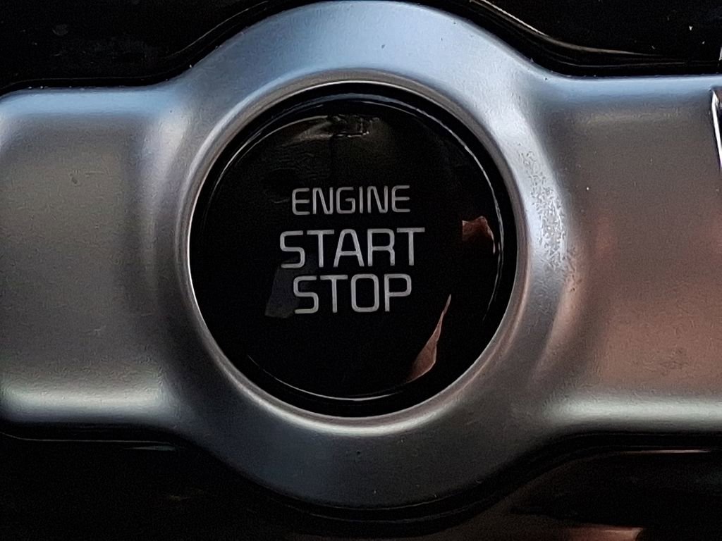 Certified 2022 Kia Seltos S image 18