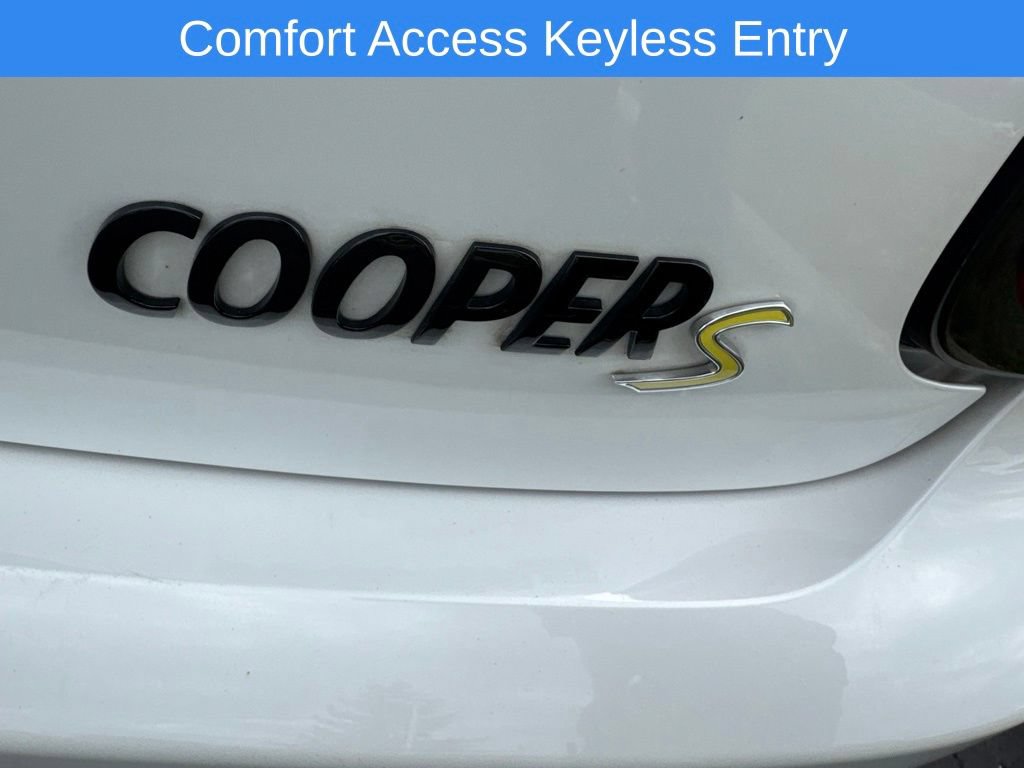 Used 2024 MINI Cooper SE FWD image 3