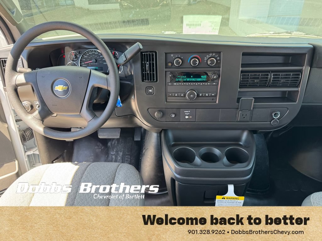 New 2026 Chevrolet Express 3500 Extended w/ Chrome Appearance Package RWD image 21